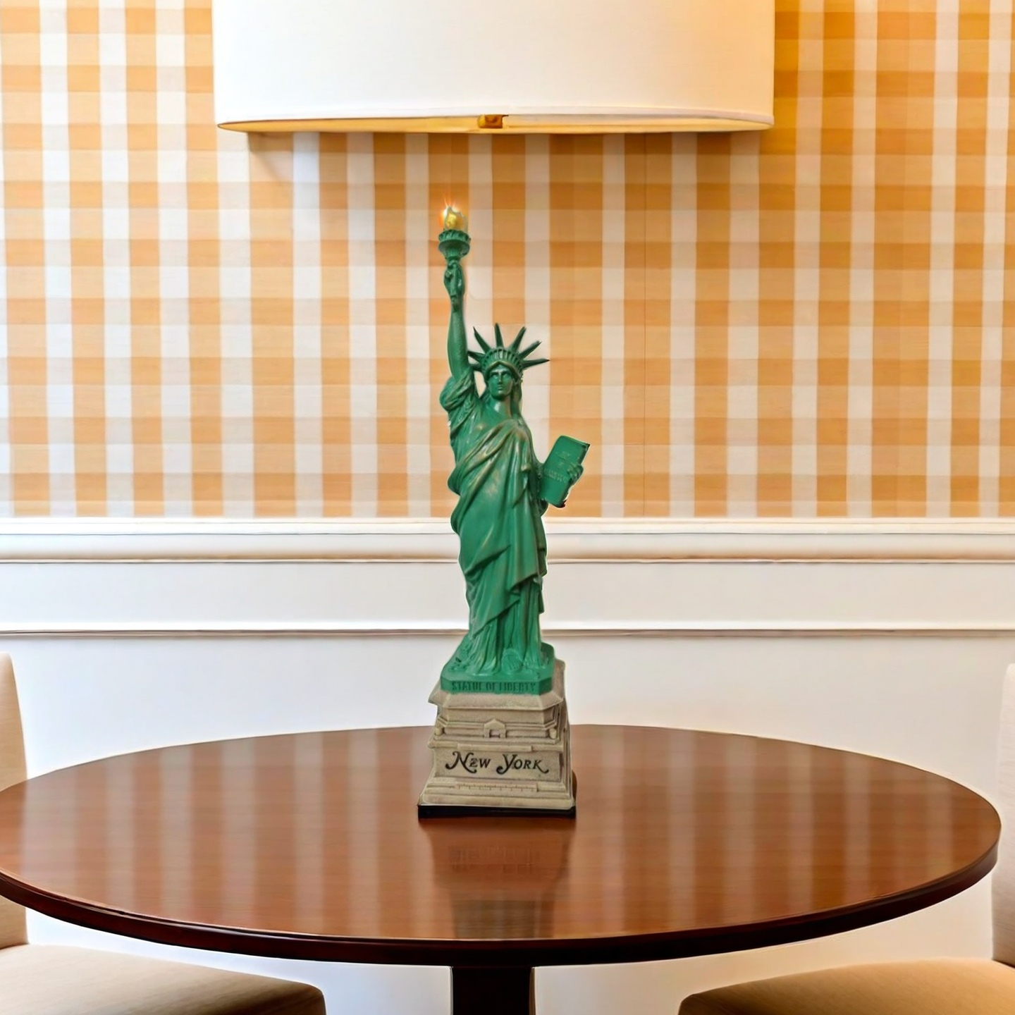 Statuetka Wolności z żywicy, a – Home Decor New York recenzja i cena