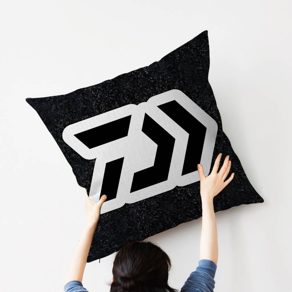 Poszewka na poduszkę z logo D- – Home Decor Logo Design recenzja i cena
